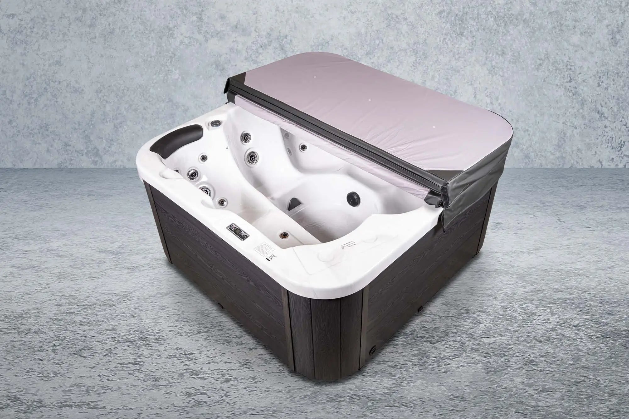 Outdoor Whirlpool, Jacuzzi schwarz / weiss Milano USA