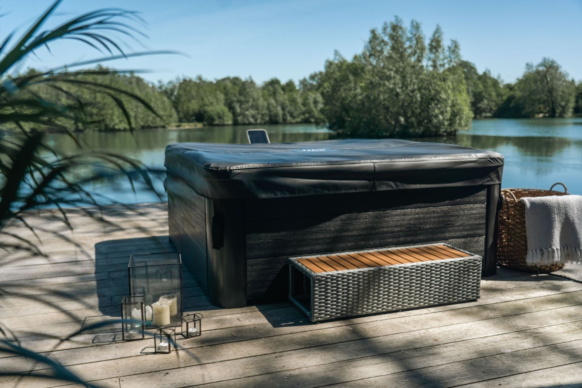 Mspa Whirlpool Oslo PLUS App Steuerung LED 2025 180x180cm