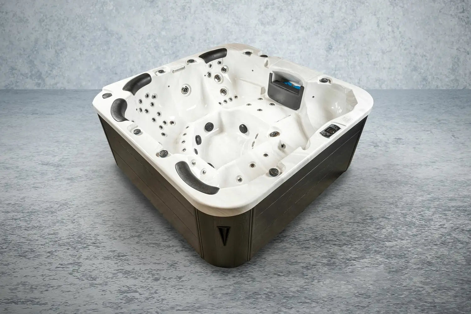 Outdoor Whirlpool, Jacuzzi, Hot Tub schwarz / weiss Roma USA