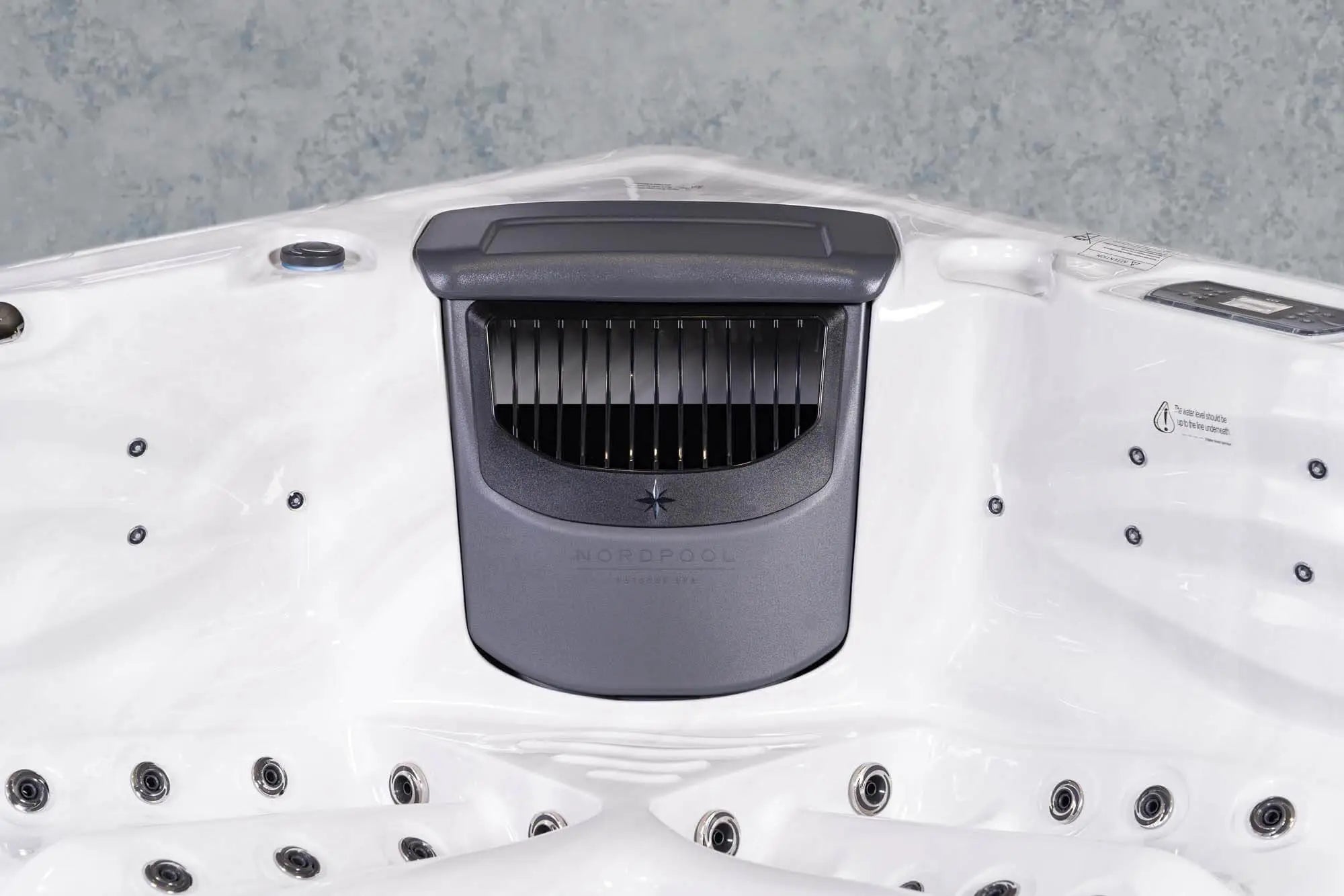 Outdoor Whirlpool, Jacuzzi, Hot Tub schwarz / weiss Imperia USA