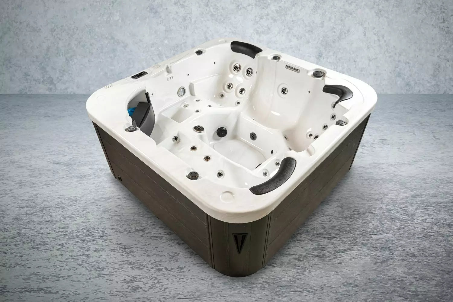 Luxus Outdoor Whirlpool - American Whirlpool - Farblichttherapie mit 24 LEDs