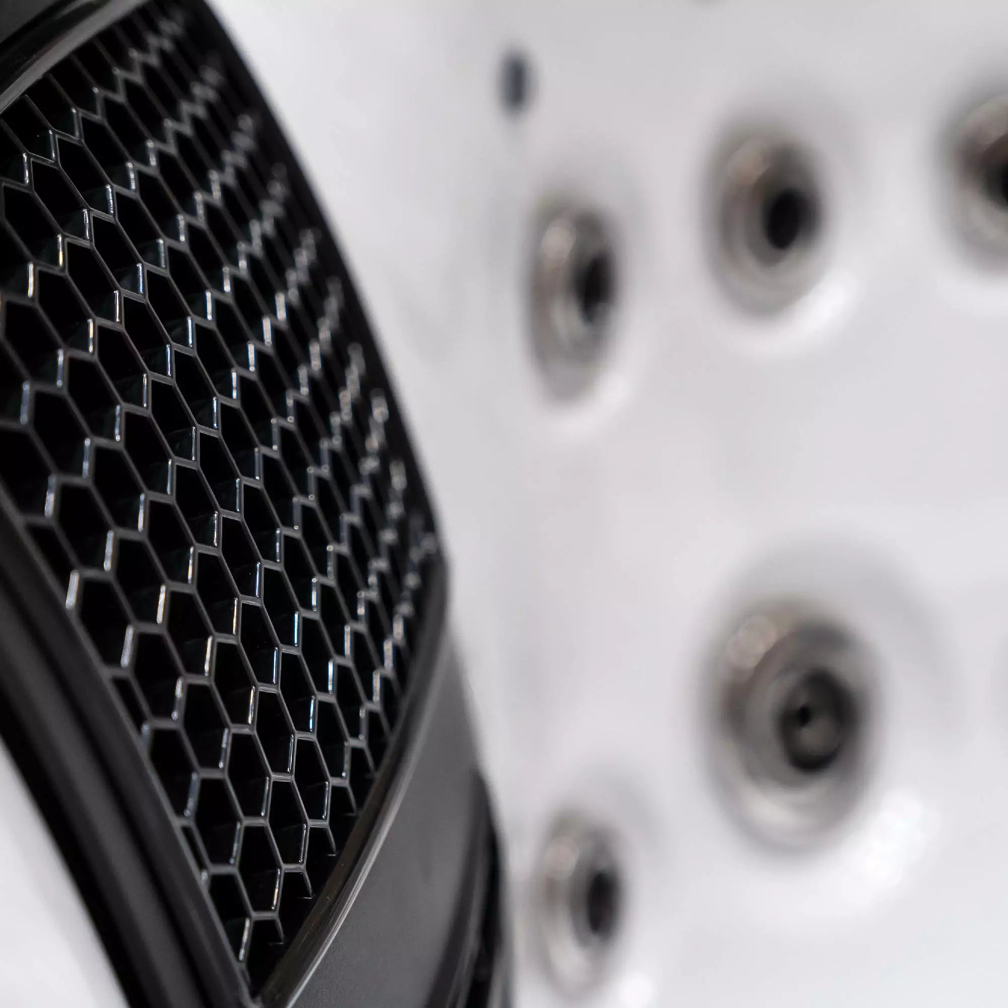 Outdoor Whirlpool, Jacuzzi schwarz/weiss Torina USA